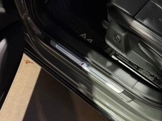 AUDI A4 usata, con Leve al volante