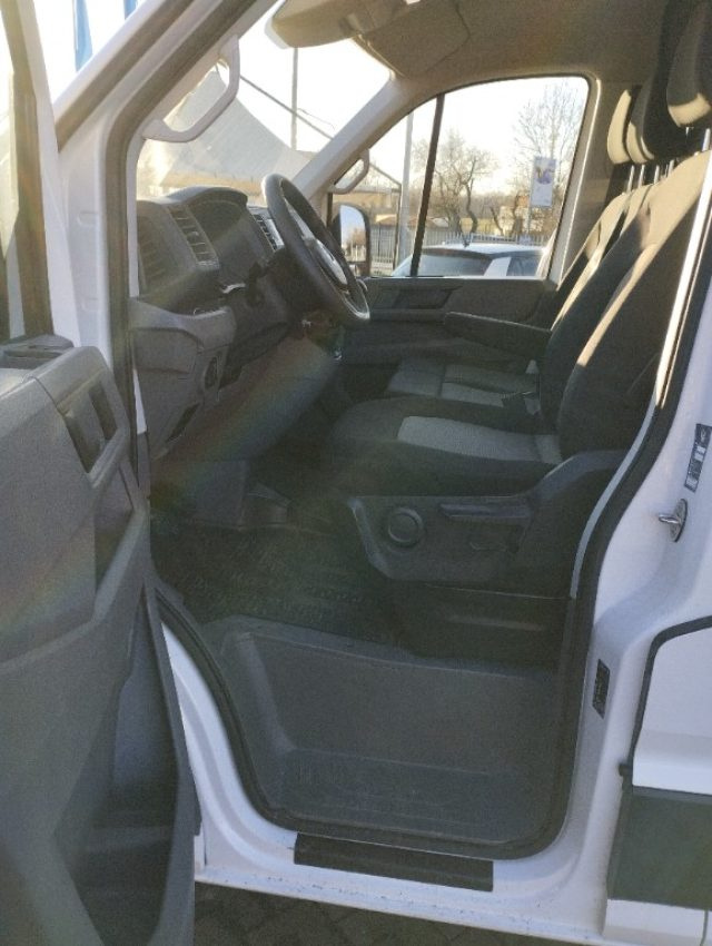 VOLKSWAGEN Crafter usata, con Bluetooth