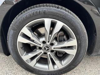 MERCEDES-BENZ V 250 usata, con Climatizzatore