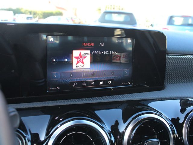 MERCEDES-BENZ A 250 usata, con Fari LED