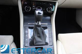 SKODA Superb usata, con Park Distance Control