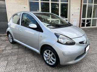 TOYOTA Aygo 1.0 12V 5 porte AUTO