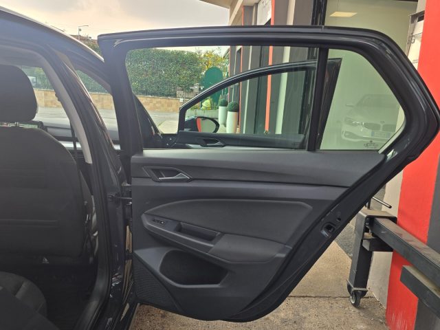 VOLKSWAGEN Golf usata 130