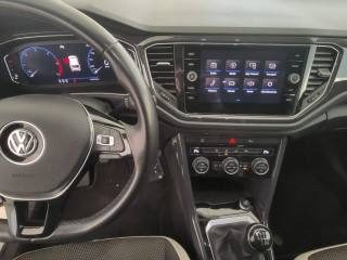 VOLKSWAGEN T-Roc usata, con Park Distance Control