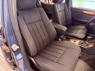 MERCEDES-BENZ E 220 usata 11