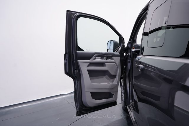 FORD Tourneo Custom usata, con Controllo automatico clima