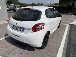 PEUGEOT 208 usata, con Airbag