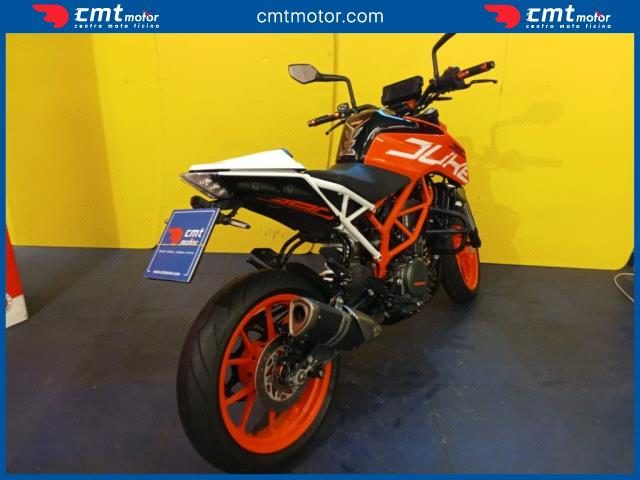 KTM 390 Duke usata 5
