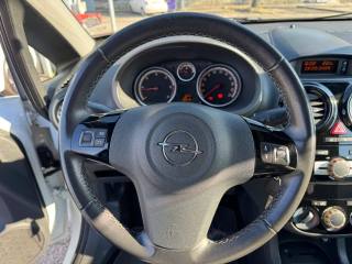 OPEL Corsa usata, con Climatizzatore