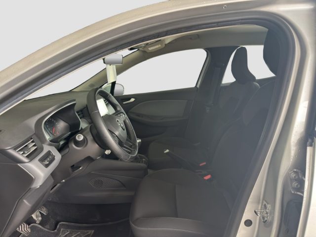 RENAULT Clio usata 11