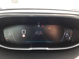 PEUGEOT 3008 usata, con Boardcomputer