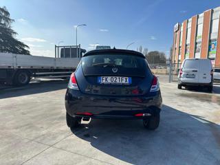 LANCIA Ypsilon usata, con Autoradio