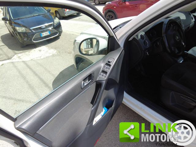 VOLKSWAGEN Tiguan usata, con Autoradio