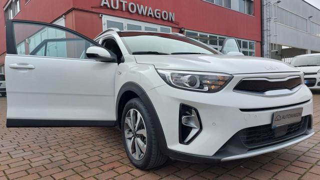 KIA Stonic usata, con Sensori di parcheggio posteriori