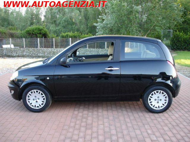 LANCIA Ypsilon usata 2