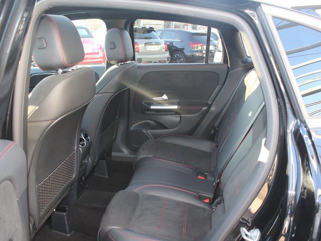 MERCEDES-BENZ GLA 220 usata, con ESP