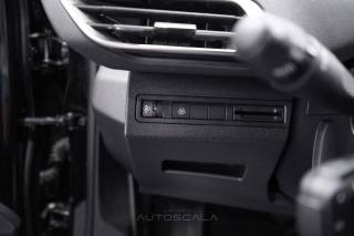 PEUGEOT 3008 usata, con Controllo elettronico della corsia