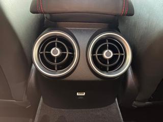 ALFA ROMEO Giulia usata, con Autoradio digitale