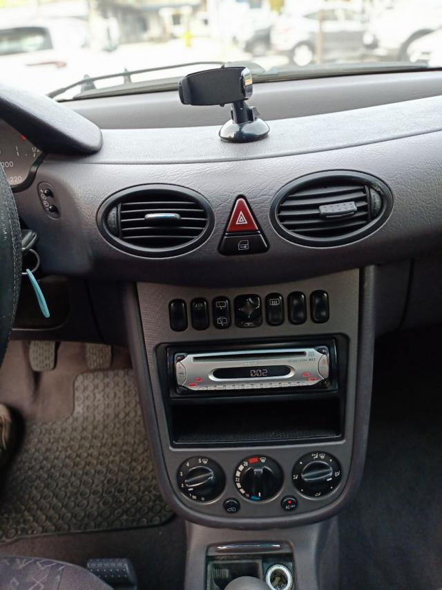 MERCEDES-BENZ A 160 usata, con Climatizzatore