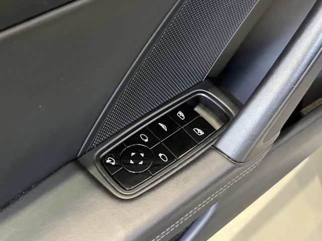PORSCHE 911 usata, con Fari LED