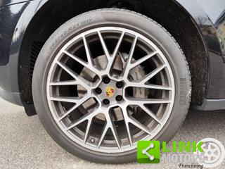 PORSCHE Macan usata, con Cerchi in lega