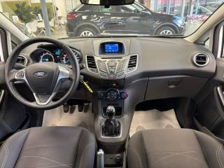 FORD Fiesta usata, con ESP