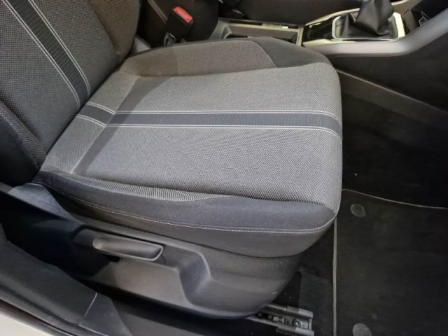 VOLKSWAGEN T-Roc usata, con Fendinebbia