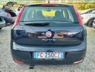 FIAT Punto usata, con Autoradio