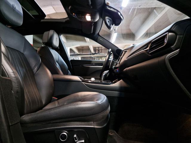 MASERATI Levante usata, con Touch screen