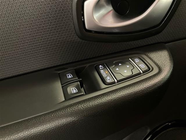 RENAULT Clio usata, con Isofix