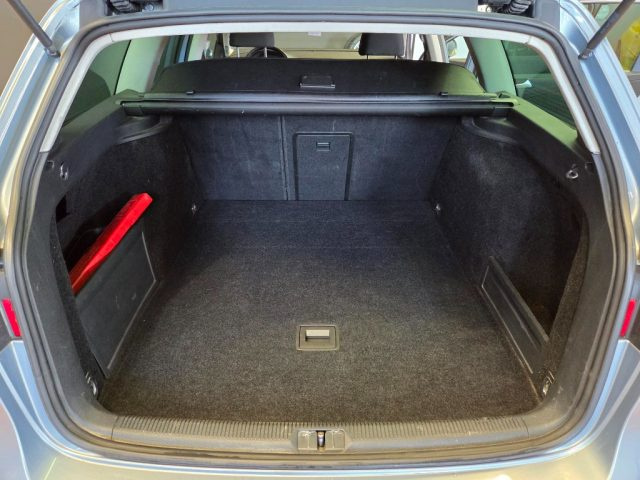 VOLKSWAGEN Passat usata, con Climatizzatore
