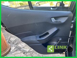 FORD Fiesta usata, con Specchietti laterali elettrici