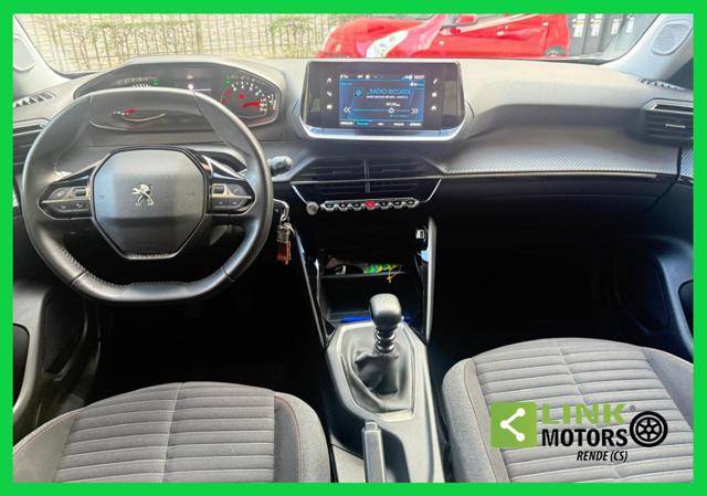 PEUGEOT 2008 usata, con Park Distance Control