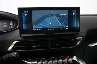 PEUGEOT 3008 usata, con Leve al volante