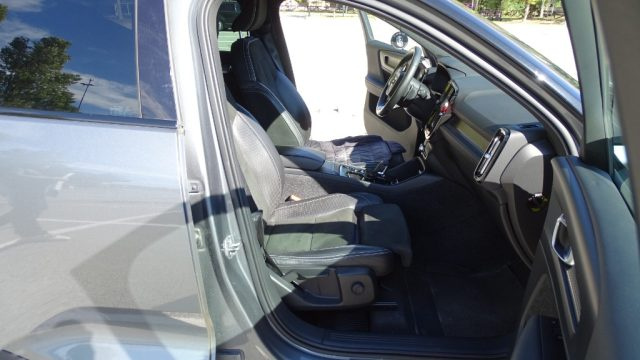 VOLVO XC40 usata 57