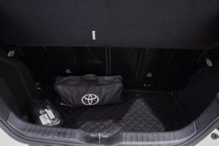 TOYOTA Aygo X usata 28