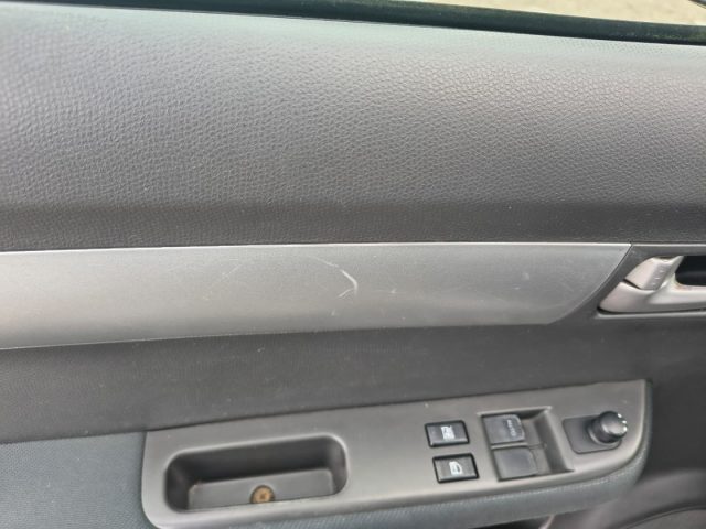 SUZUKI Swift usata, con Controllo automatico clima