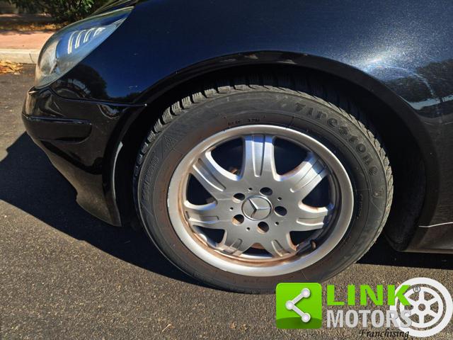 MERCEDES-BENZ SLK 200 usata, con Cruise Control