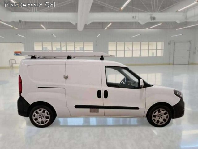FIAT Doblo usata, con Airbag Passeggero