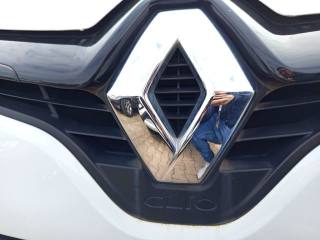 RENAULT Clio usata, con Controllo trazione