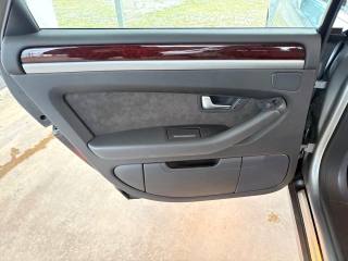 AUDI A8 usata, con MP3