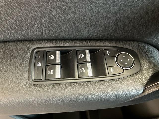 RENAULT Captur usata 23