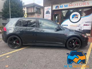 VOLKSWAGEN Golf usata, con Autoradio