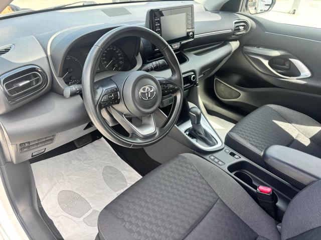 TOYOTA Yaris usata, con Cruise Control