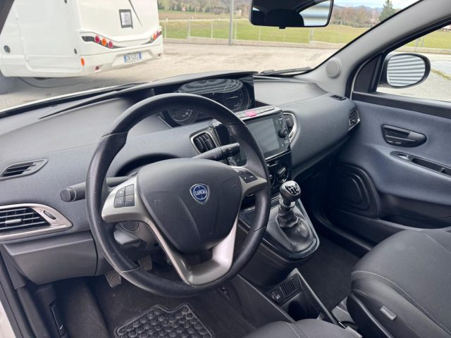 LANCIA Ypsilon usata, con ESP