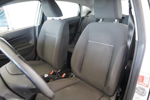FORD Fiesta usata, con Airbag testa