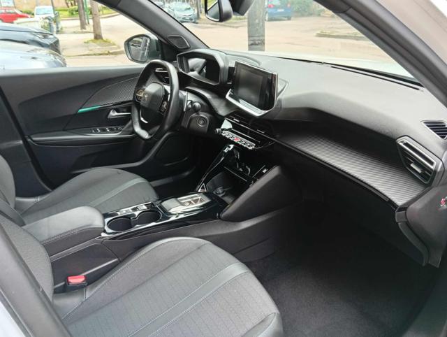 PEUGEOT 2008 usata, con Climatizzatore