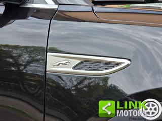 JAGUAR E-Pace usata, con Specchietti laterali elettrici