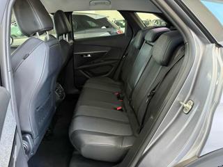 PEUGEOT 3008 usata, con Volante multifunzione