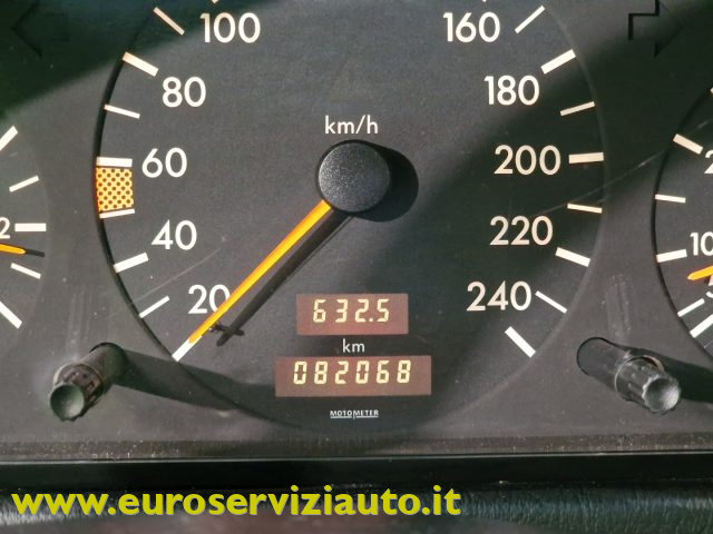 MERCEDES-BENZ C 180 usata 12